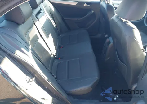 2014 Volkswagen Jetta 1.8T Se from USA, damaged, VIN 3VWD17AJ1EM380918